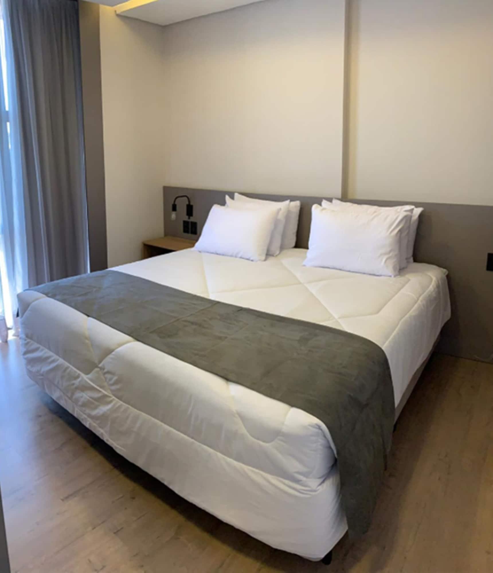 Hotel Laghetto Estacao Бенту-Гонсалвис Экстерьер фото