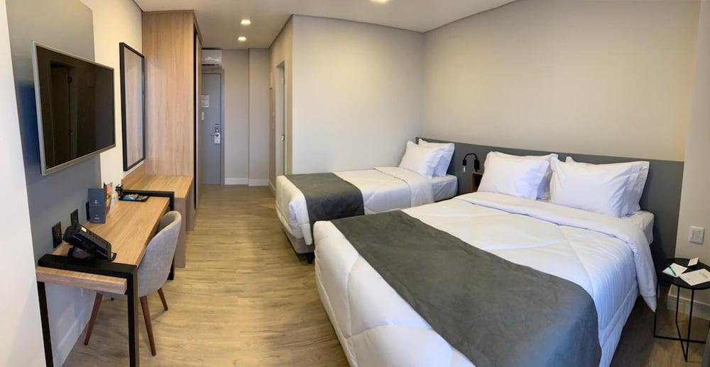 Hotel Laghetto Estacao Бенту-Гонсалвис Экстерьер фото