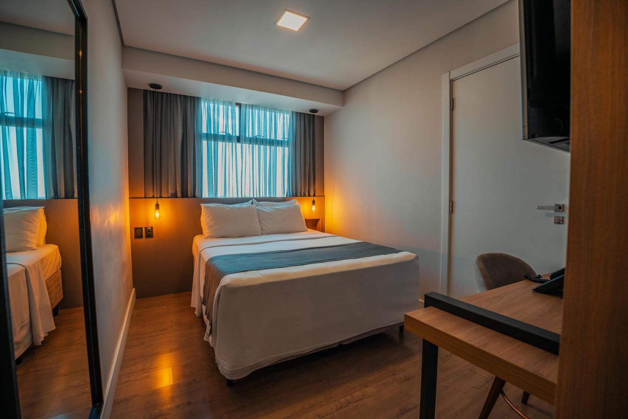 Hotel Laghetto Estacao Бенту-Гонсалвис Экстерьер фото